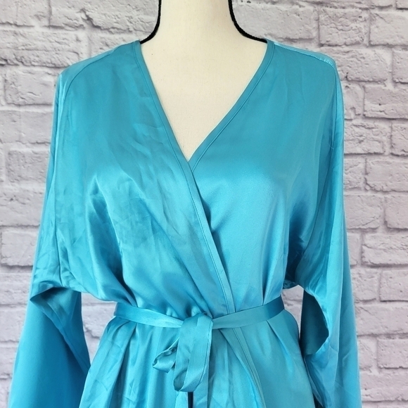 Victoria's Secret vintage turquoise blue wrap luxurious robe One Size - Picture 4 of 9